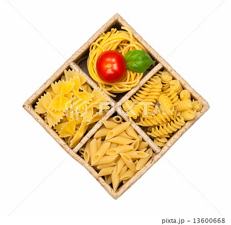 Collection of Italian Pasta isolated on white. 13600668