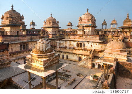 Orcha's Palace at sunset, India. 13600717