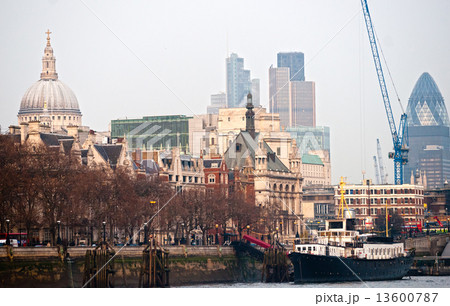 London Skyline London, UK 13600787