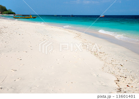 Beautiful sea at Gili Meno, Indonesia. 13601401
