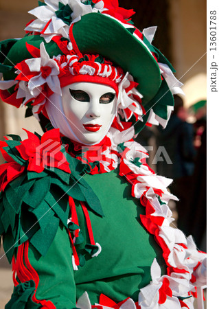 VENICE - MARCH 05: Participant in The Carnival of Venice, an ann VENICE - MARCH 05: Participant in The Carnival of Venice, an ann 13601788