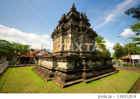 Candi Pawon, near Borobudur Temple, Yogyakarta, Java, Indonesia. 13601814