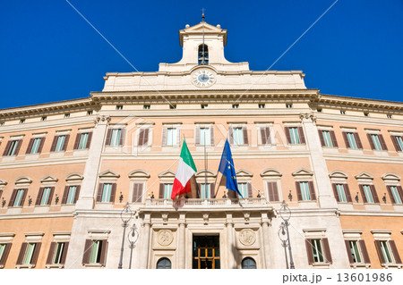 San Peter square, Rome, Italy. 13601986