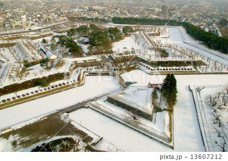 函館五稜郭 雪景色 函館五稜郭 雪景色 13607212