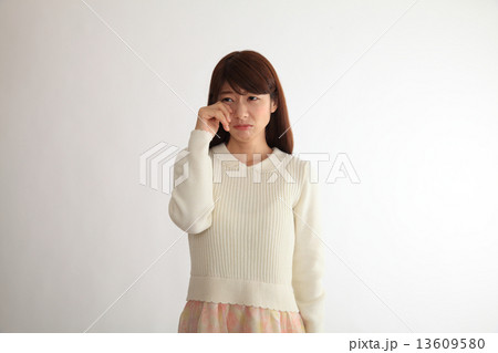 女性ポートレート 13609580