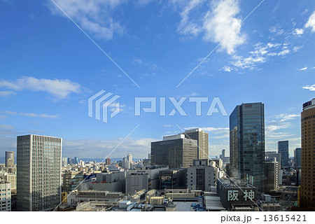 大阪の街並 13615421