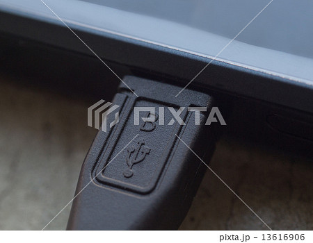 USBコネクタ 13616906