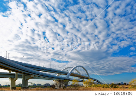 江北ジャンクションと五色桜大橋 江北ジャンクションと五色桜大橋 13619306