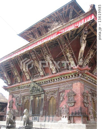 ネパール　チャングナラヤン 13619985