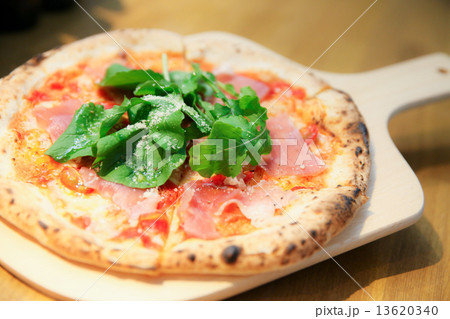 ピッツァ 13620340