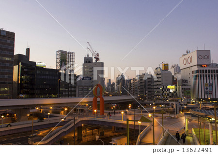 夜明け前、上野 夜明け前、上野 13622491