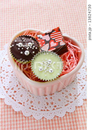 バレンタインデー 13624730