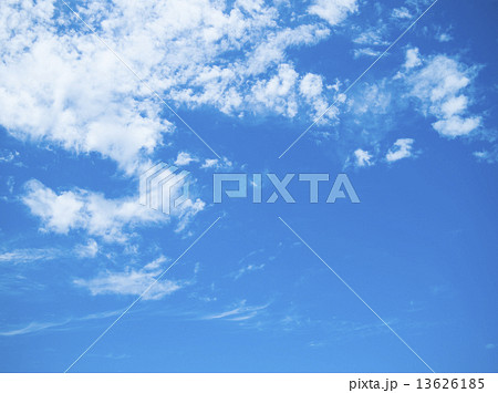 さわやかな空と雲 13626185