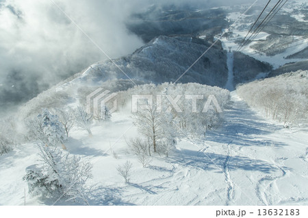 竜王スキー場　雪山 13632183