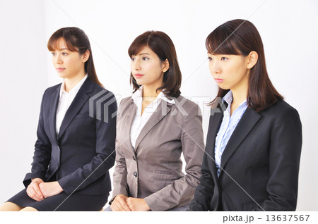 ビジネスウーマン ビジネスウーマン 13637567