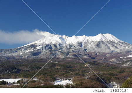 冬の御嶽山（おんたけさん）　九蔵峠より 13639184