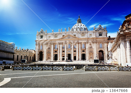 St. Peter's cathedral in Vatican 13647666