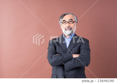 シニアの男性 シニアの男性 13648190