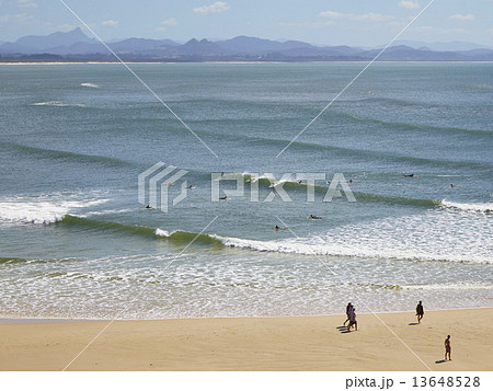 スモールウェーブ 13648528