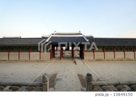 韓国　ソウル　景福宮 13649150