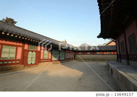 韓国　ソウル　景福宮 13649157