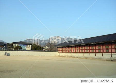 韓国　ソウル　景福宮 13649215