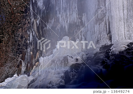 冬の乙女滝 13649274