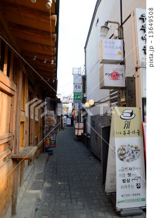 韓国　ソウル　仁寺洞 13649508