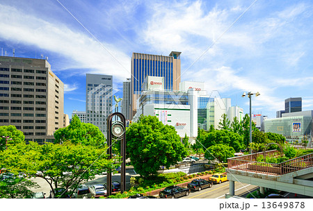 JR 三宮 駅前の景観 13649878