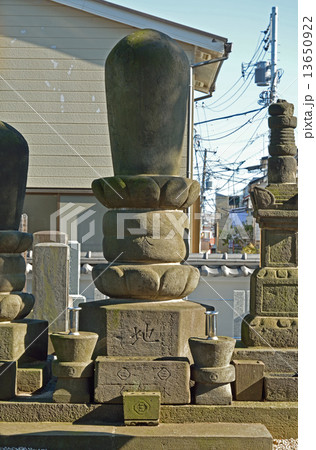 谷根千散歩・稲葉正勝墓所　臨済宗養源寺 13650922