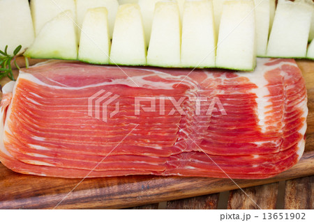 platter of ham 13651902