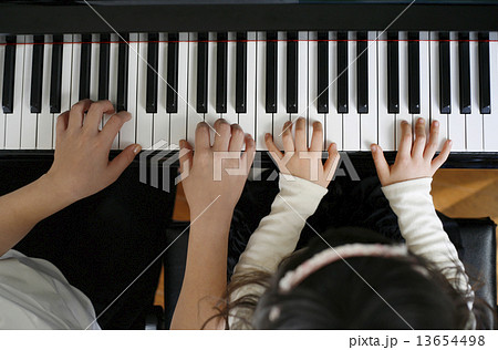 ピアノ教室の写真素材