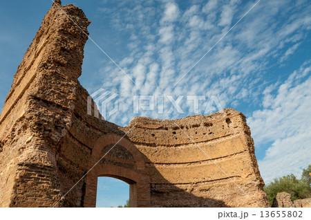 ruins 13655802