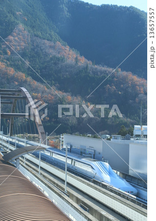 リニアモーターカー 13657557