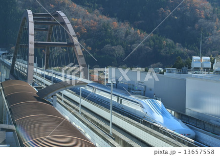 リニアモーターカー 13657558