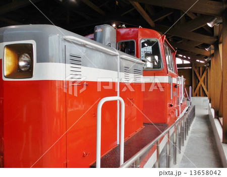 ディーゼル機関車 13658042