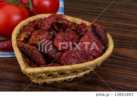 Dried tomtoes Dried tomtoes 13661805