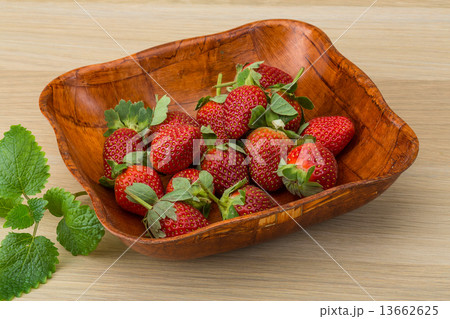 Fresh strawberry Fresh strawberry 13662625