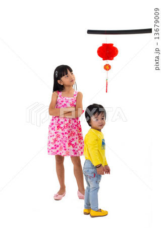 Chinese Kids with Red Lantern 13679009