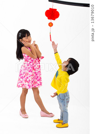 Chinese Kids with Red Lantern 13679010