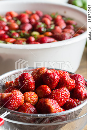 Strawberry jam cooking drain after the wash 13679547