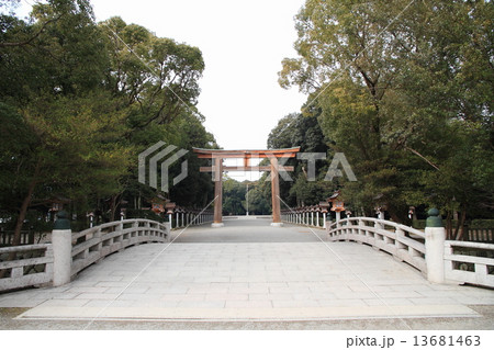 橿原神宮 13681463