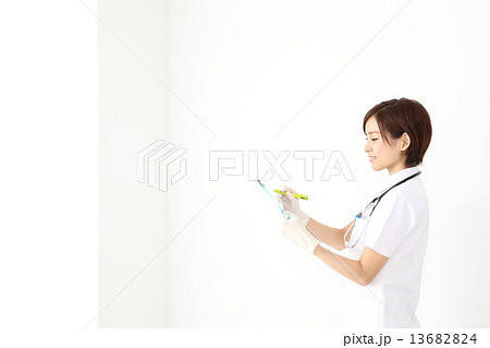 看護師さん 看護師さん 13682824