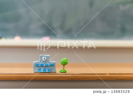学校 13683329