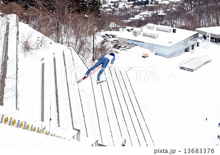 スキージャンプ 13683376