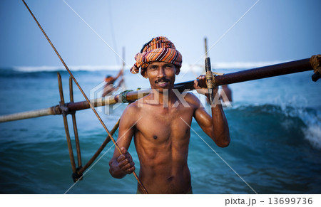 Smiling Fisherman 13699736