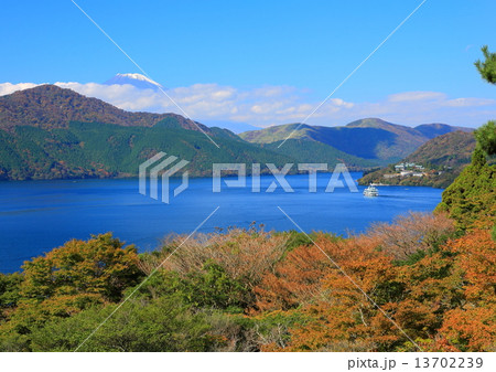 芦ノ湖紅葉 13702239