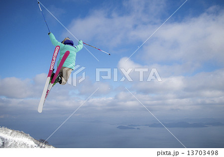 スキー　ジャンプ　スロープスタイル 13703498