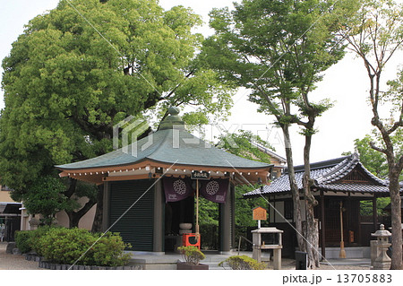 京都市中京区壬生梛ノ宮町にある壬生寺 13705883
