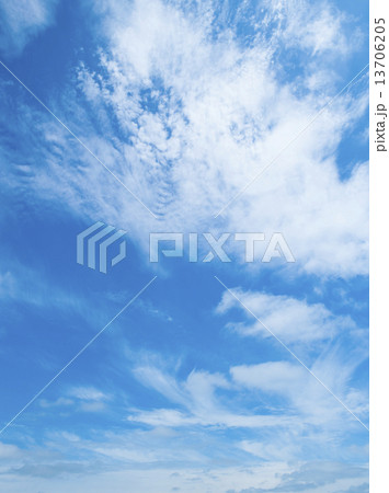 さわやかな空と雲 さわやかな空と雲 13706205